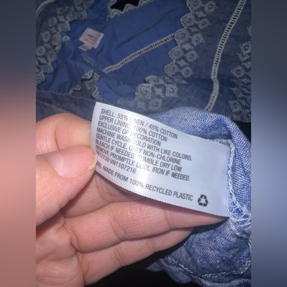 Isabel Maternity Sleeveless Top With embroidered details Size Small EUC - Picture 5 of 5